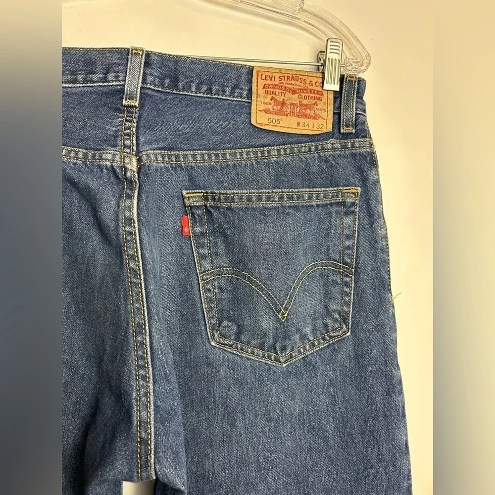 VTG Levi’s 505 Jeans Men’s 34X32 Regular Fit Denim Blue Work‎ Casual Durable